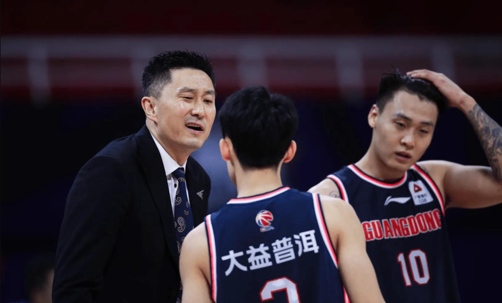 中国男篮郭艾伦是首发吗,中国男篮后卫郭艾伦视频