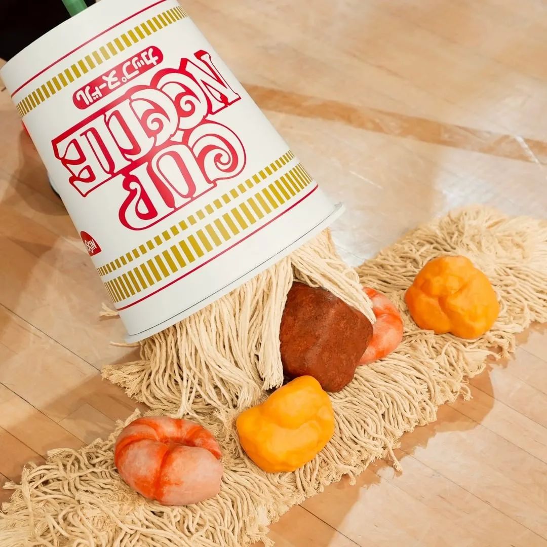 日清也玩阴间创意？网友：整点阳间活行不行！