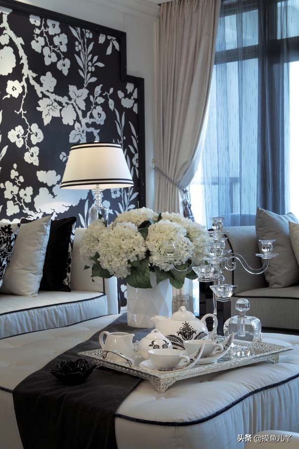 娆у紡椋庢牸寤虹瓚涔嬬編,娆у紡缁忓吀浣忓畢鍏冪礌