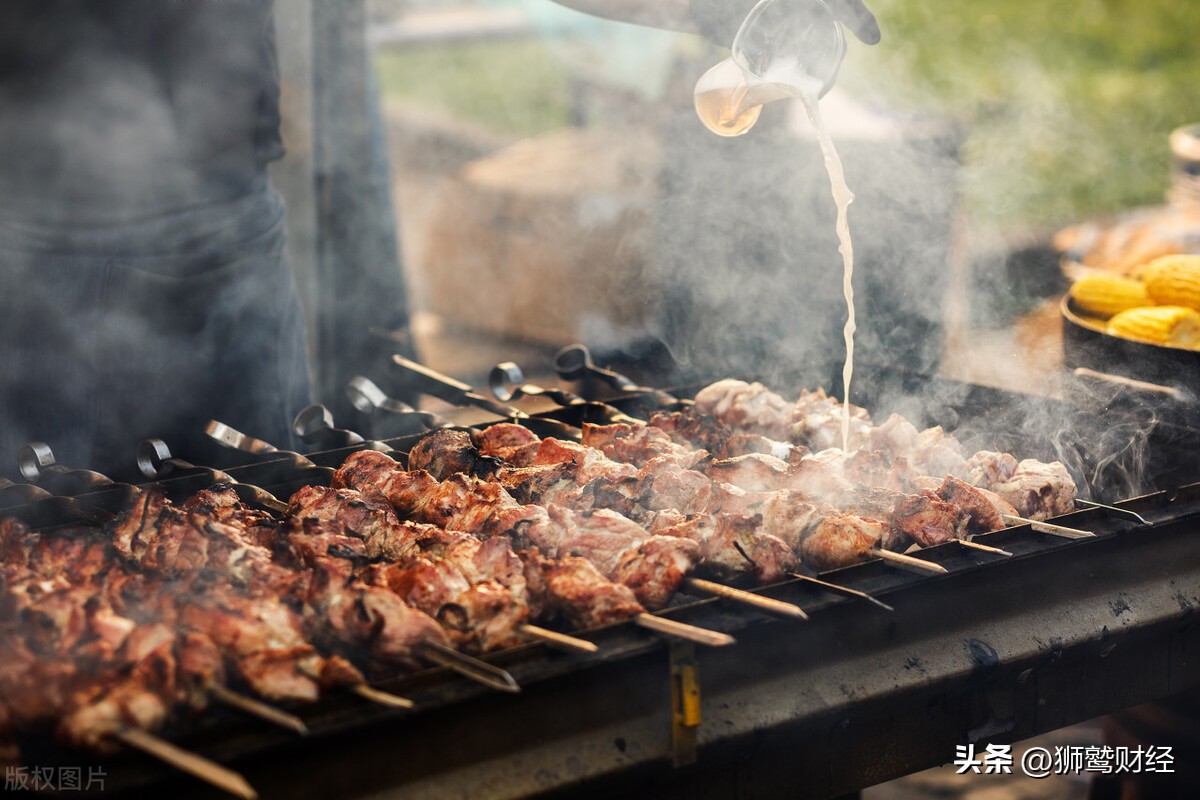 失业中年人自救指南，滴滴、快递、烧烤，收入综合评测。