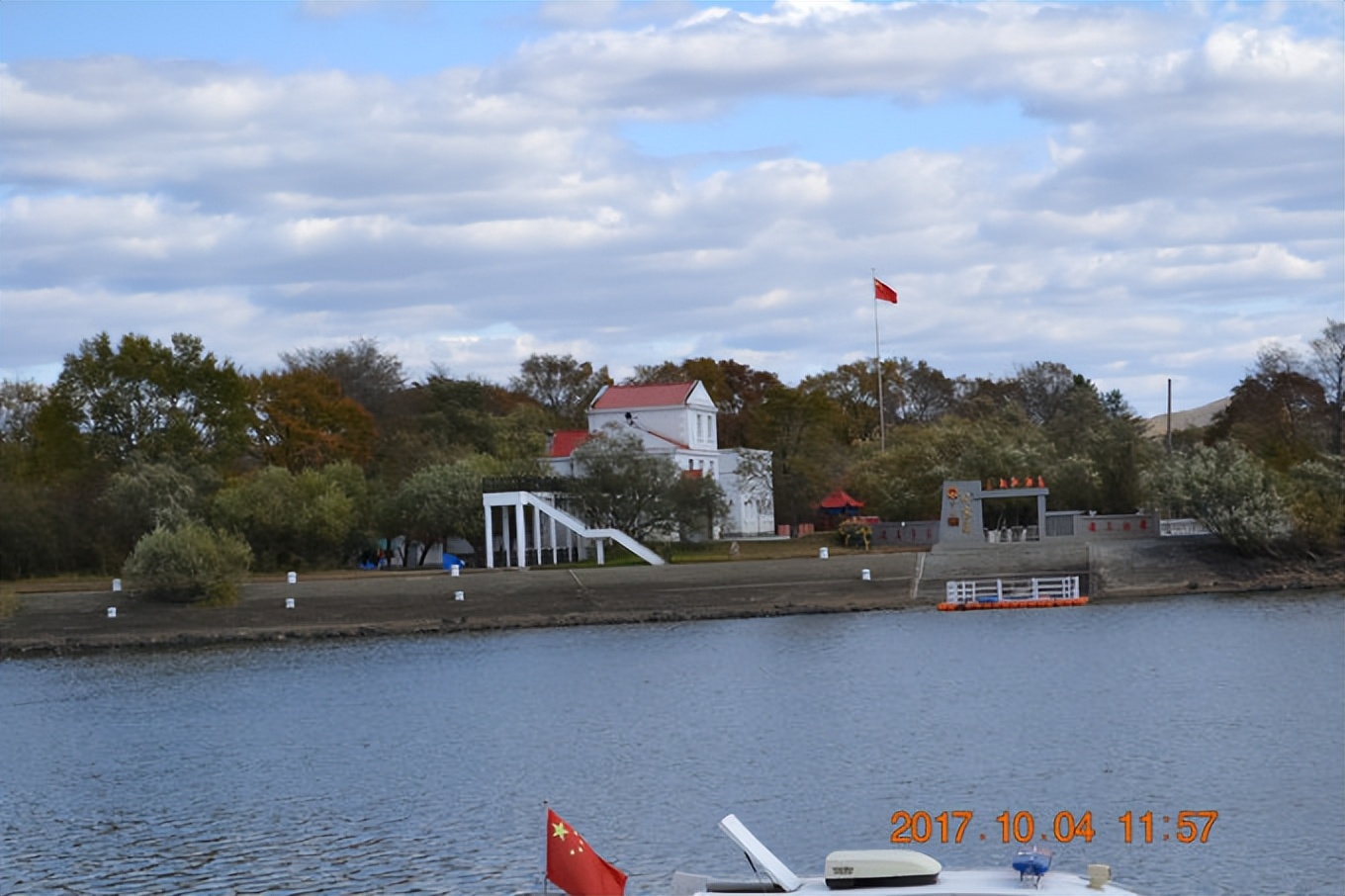 乌苏里江一日游攻略,乌苏里江全程游