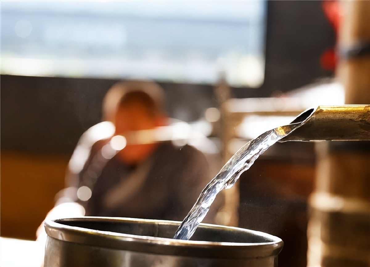 这几种白酒不要再买了会喝坏身体,遇到这5种问题白酒不要买