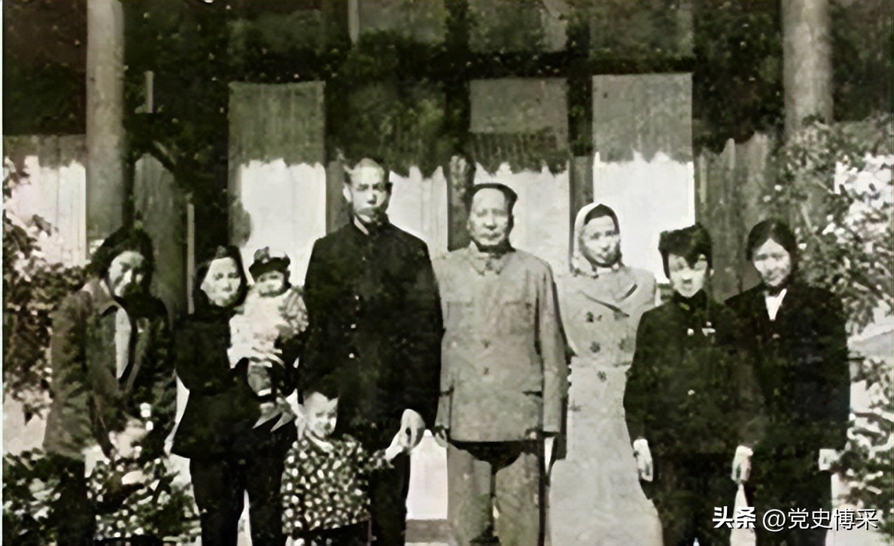 毛主席人情味很浓，病重时仍牵挂堂弟毛泽连，交待李敏：家乡还有两个叔叔，要经常回去看看