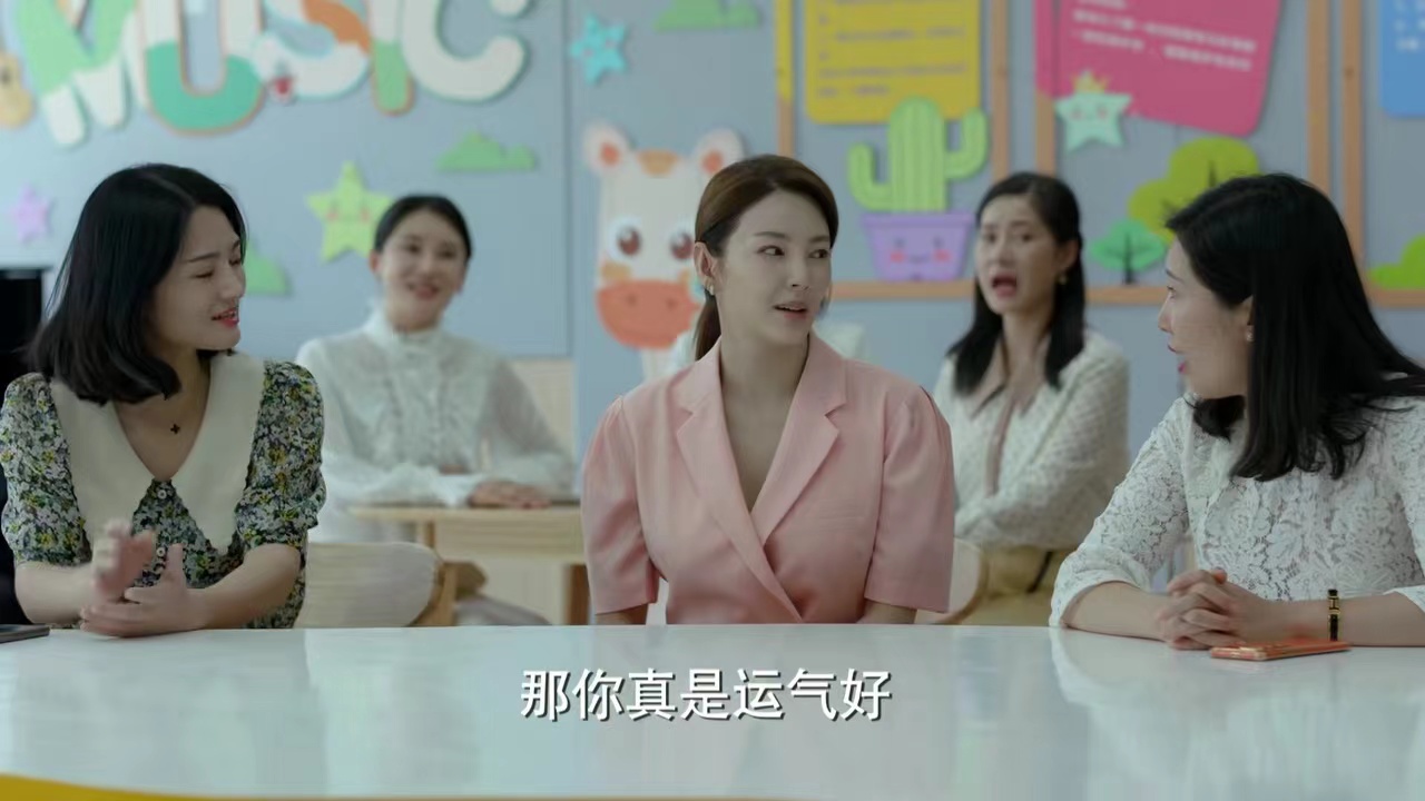 加油妈妈秦薇为啥借那么多钱,加油妈妈秦薇不能拖女儿后腿