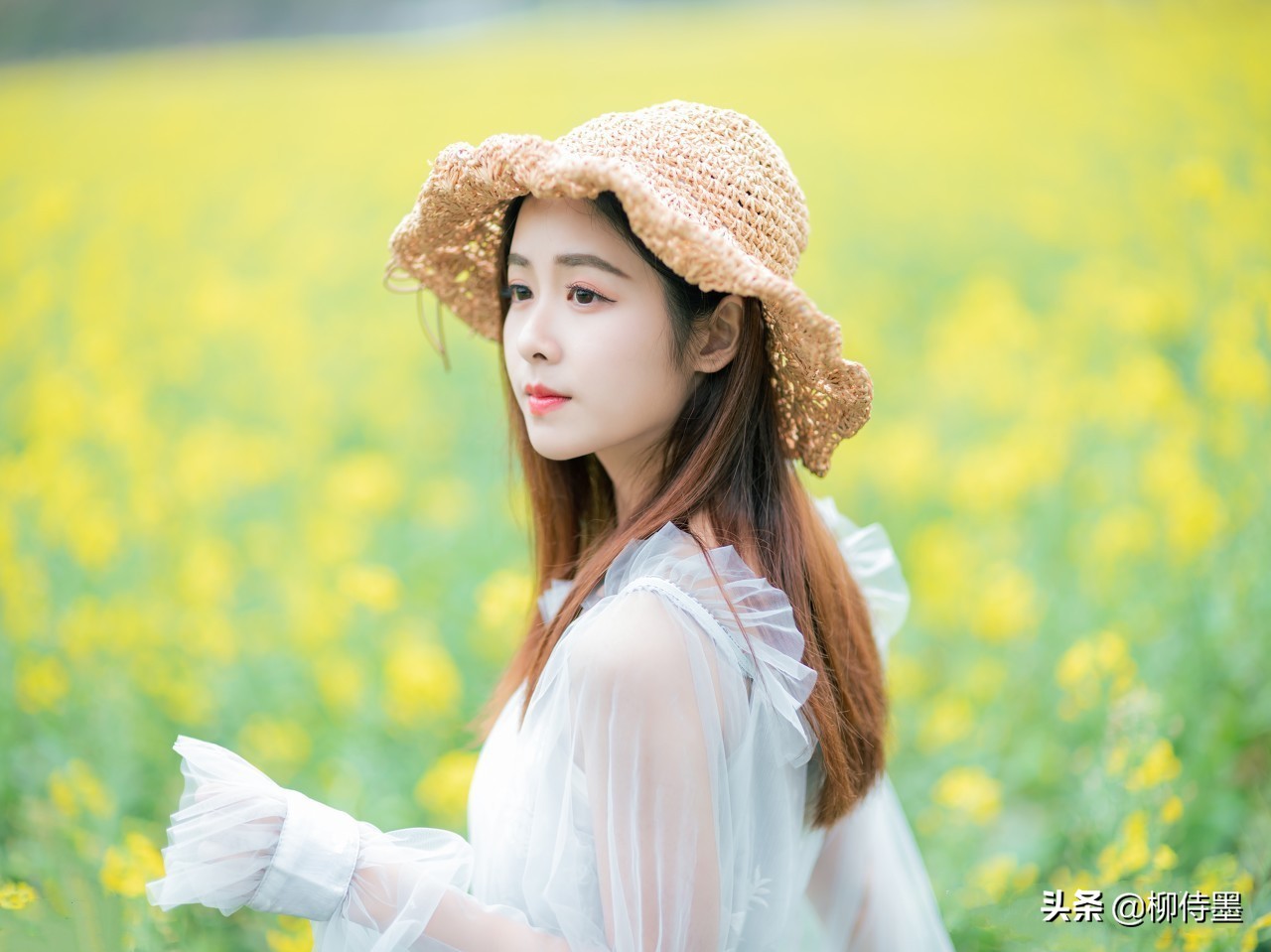 阿姨摄影不会摆姿势？4句口诀拍出优雅美，气质上镜有韵味