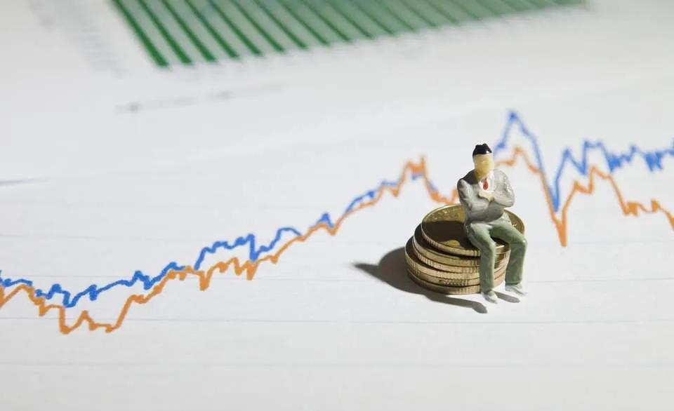 这段时间买什么股票赚钱,通货膨胀买什么股票赚钱