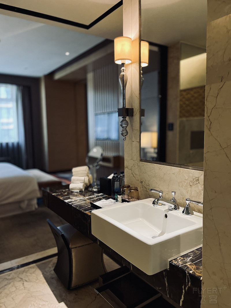 西安赛瑞希喜来登大酒店,西安赛瑞喜来登酒店金钥匙