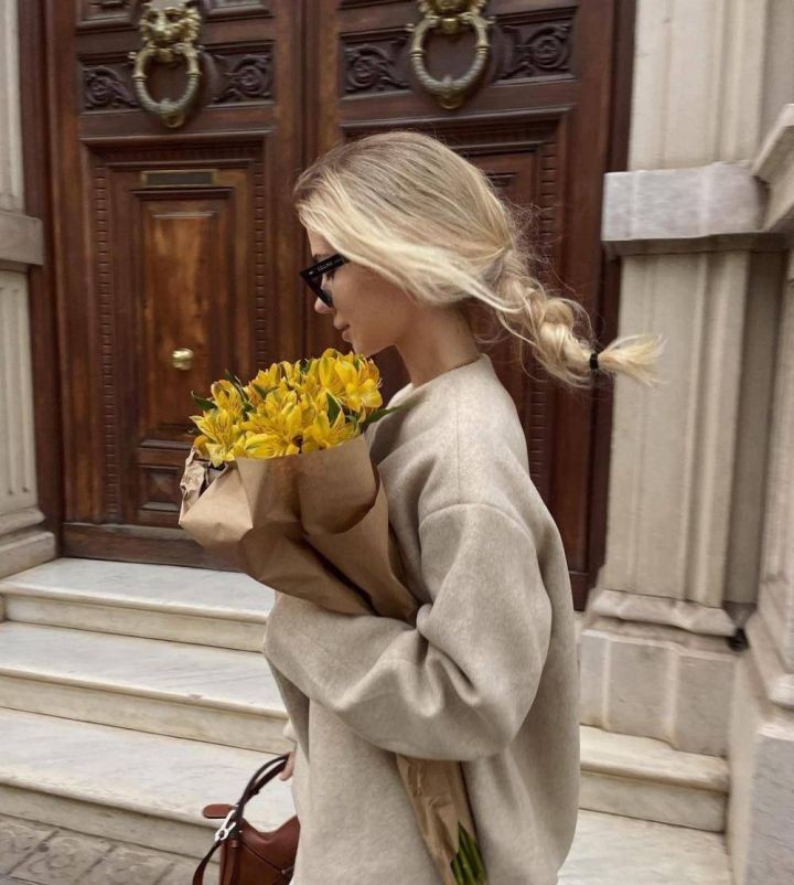 披发怎么扎才好看中长发减龄简单,披头散发扎发技巧