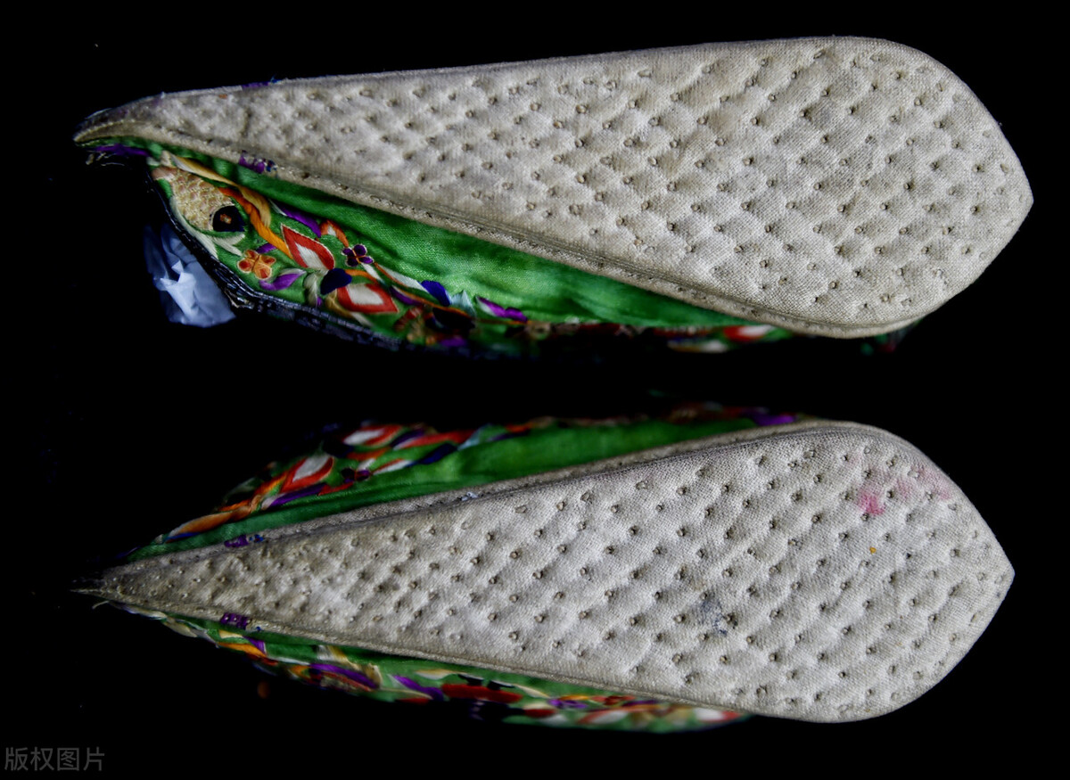 中国古代鞋子,古代的鞋有多美