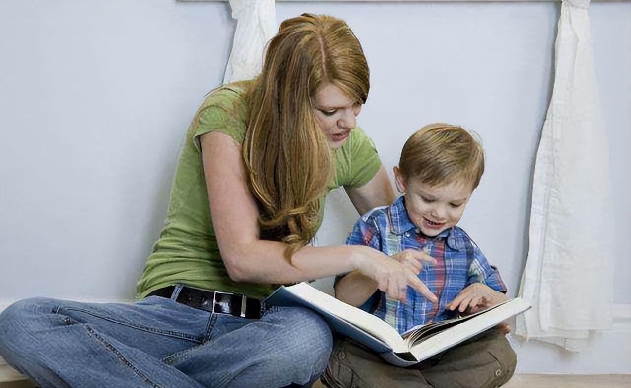 孩子五年级了上课老是走神怎么办,二年级小孩上课发呆走神什么原因