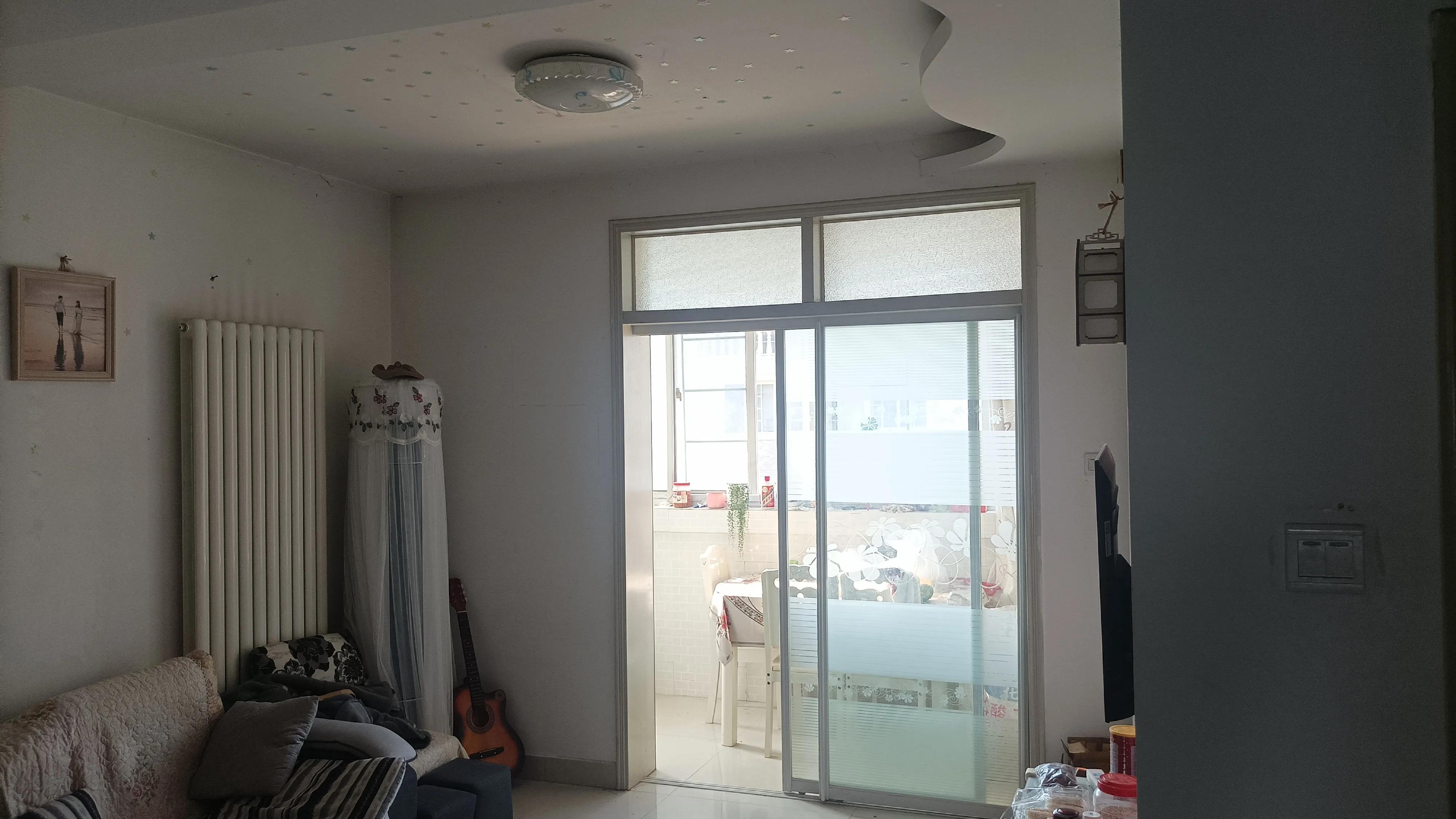 我，18年在潍坊花55万买的二手房，面积比别人多一倍，朋友羡慕了