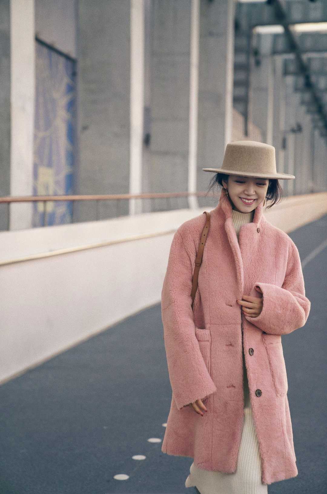 保暖时髦的羊羔毛外套太火了,100%羊羔绒外套保暖么