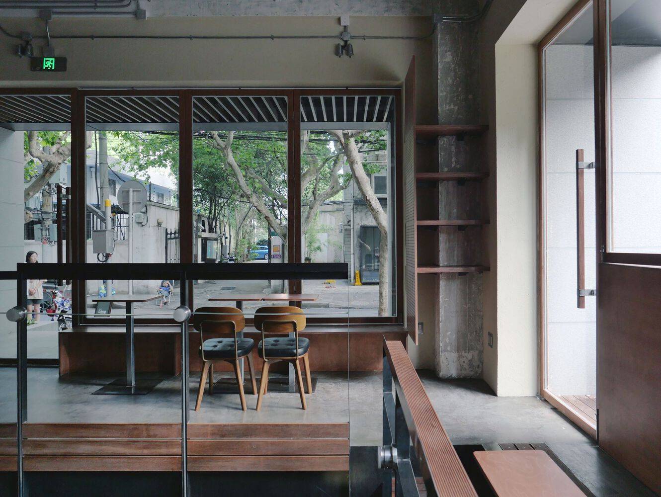 酒吧设计|“有人跳海”啤酒吧分享