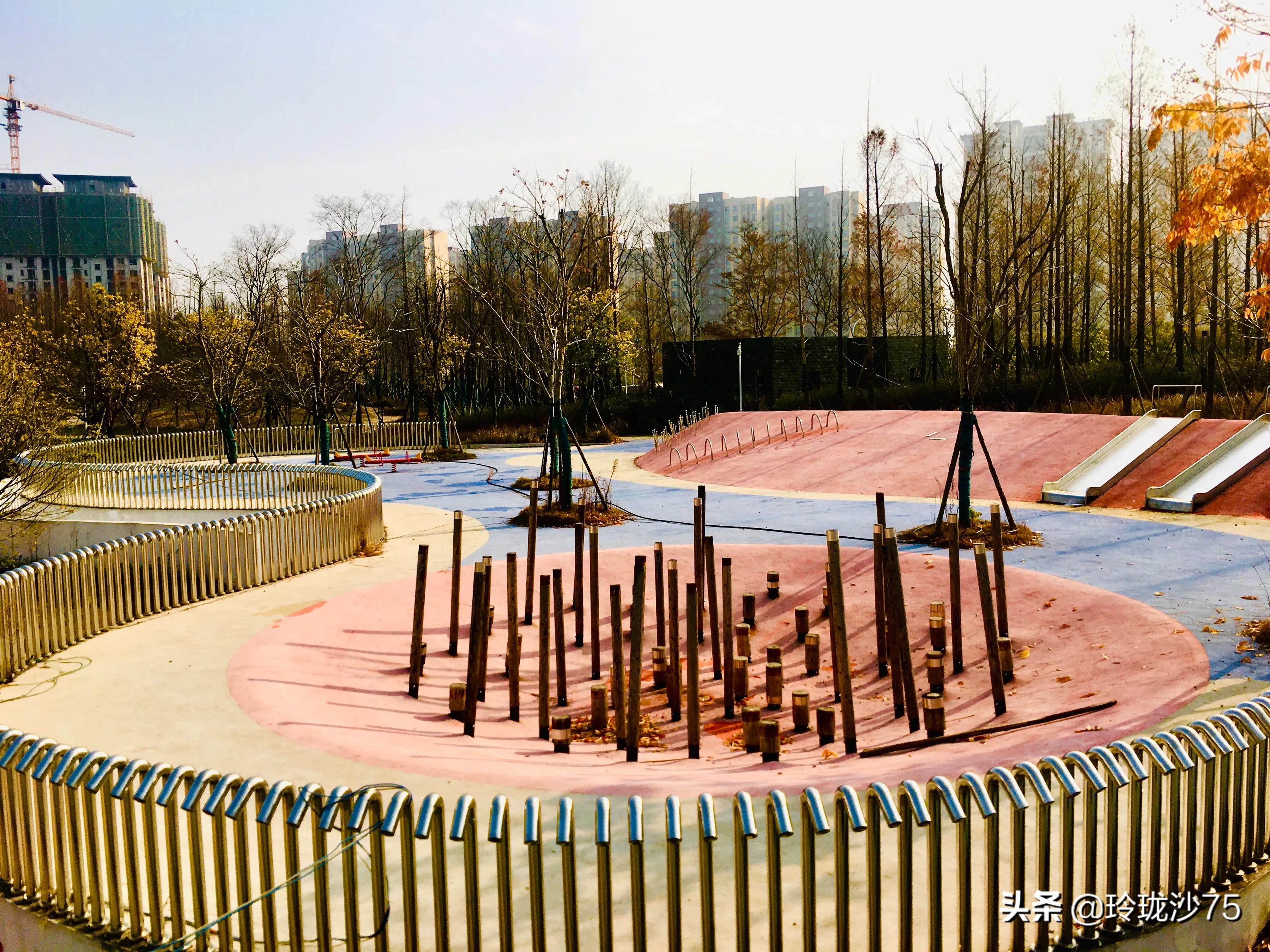 长沙风景美丽的篮球场,长沙王陵公园生态足球场