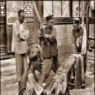 变态纳粹,纳粹德国屠杀犹太女人