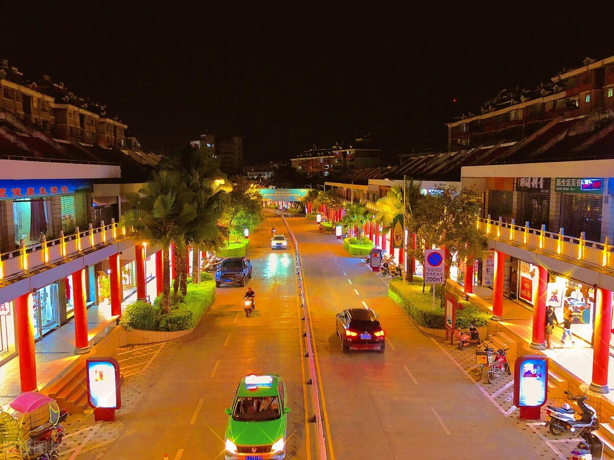 西双版纳和大理房价对比,西双版纳和海南的房价哪个好