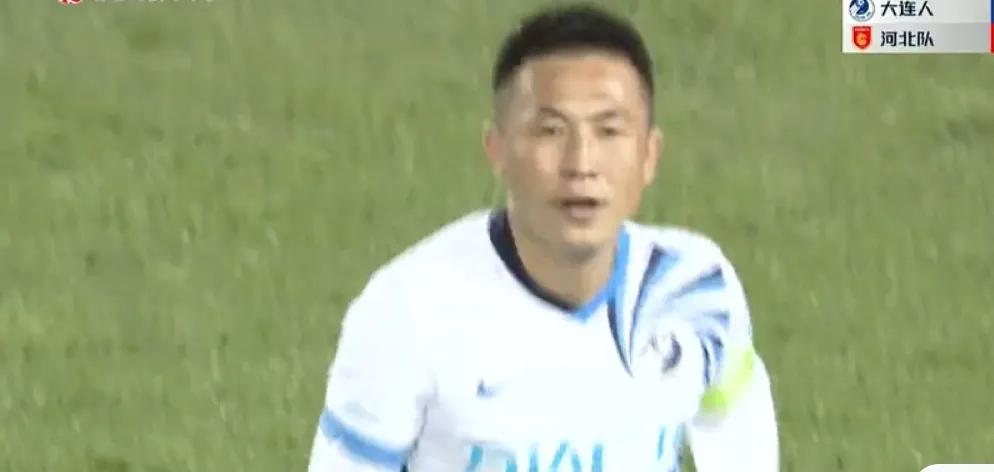 好饭不怕晚，大连人2：1河北，谢辉光芒四射照耀闫相闯