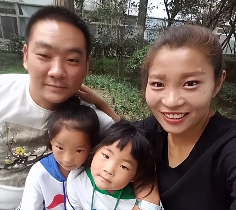 靠卖惨走红的水泥西施现状,水泥西施真实身份揭穿