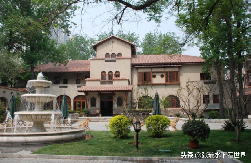 清朝末代皇帝溥仪居住的地方,末代皇帝溥仪晚年去参观故宫