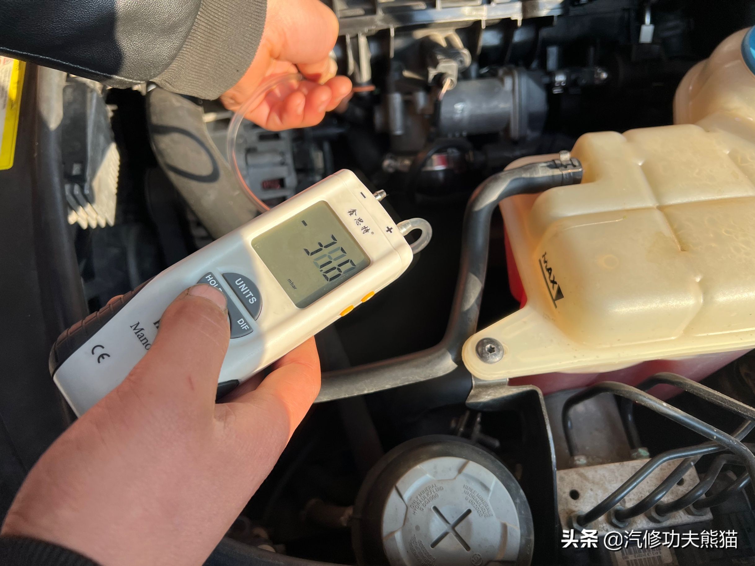 奥迪大众保时捷烧机油专修,2.0t奥迪a6烧机油吗