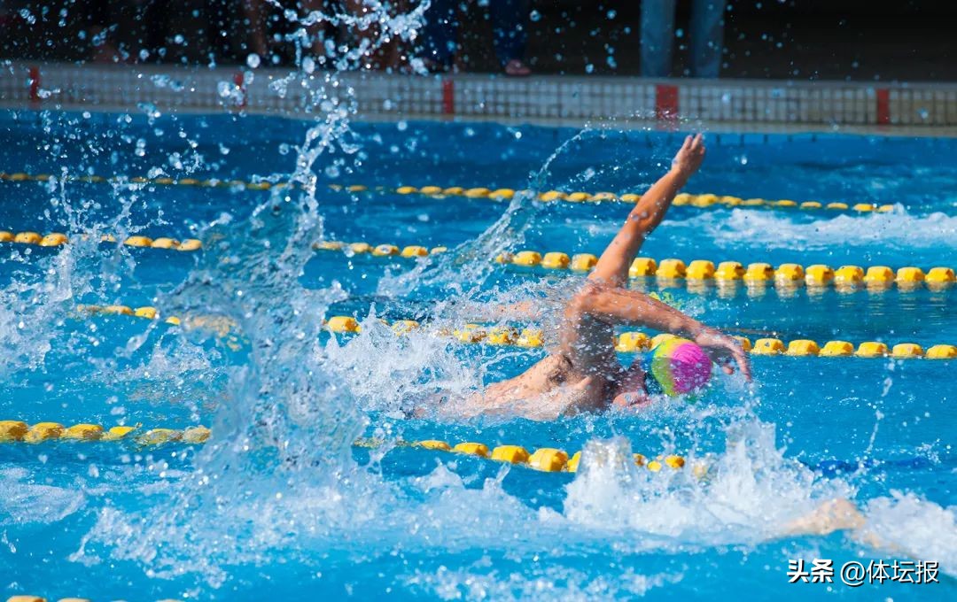 国庆期间全国多地体育场馆实行“低免开放”,浙江也不例外