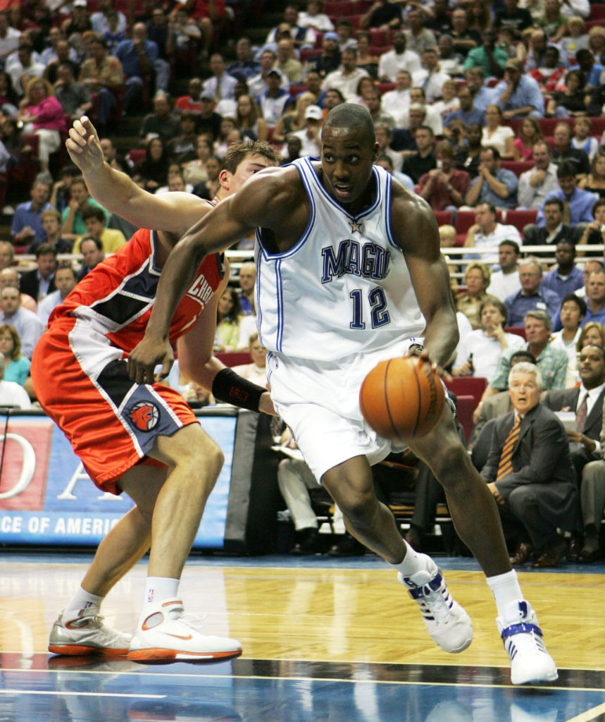 德怀特霍华德代言的球鞋,霍华德穿过的阿迪篮球鞋有哪些