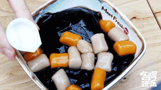 上热下寒龟苓膏,龟苓膏可以治疗脾胃湿热吗