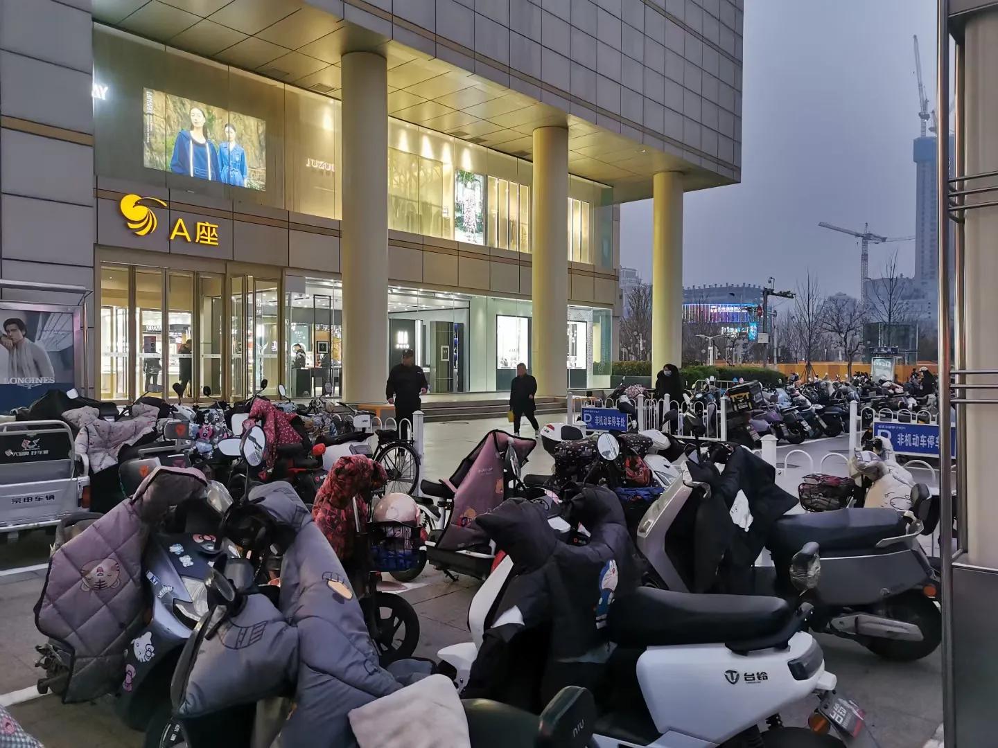 寰愬窞鍒伴噸搴嗗叚鏃ユ父,浠庡緪宸炲幓鏃犻敗鏃呮父