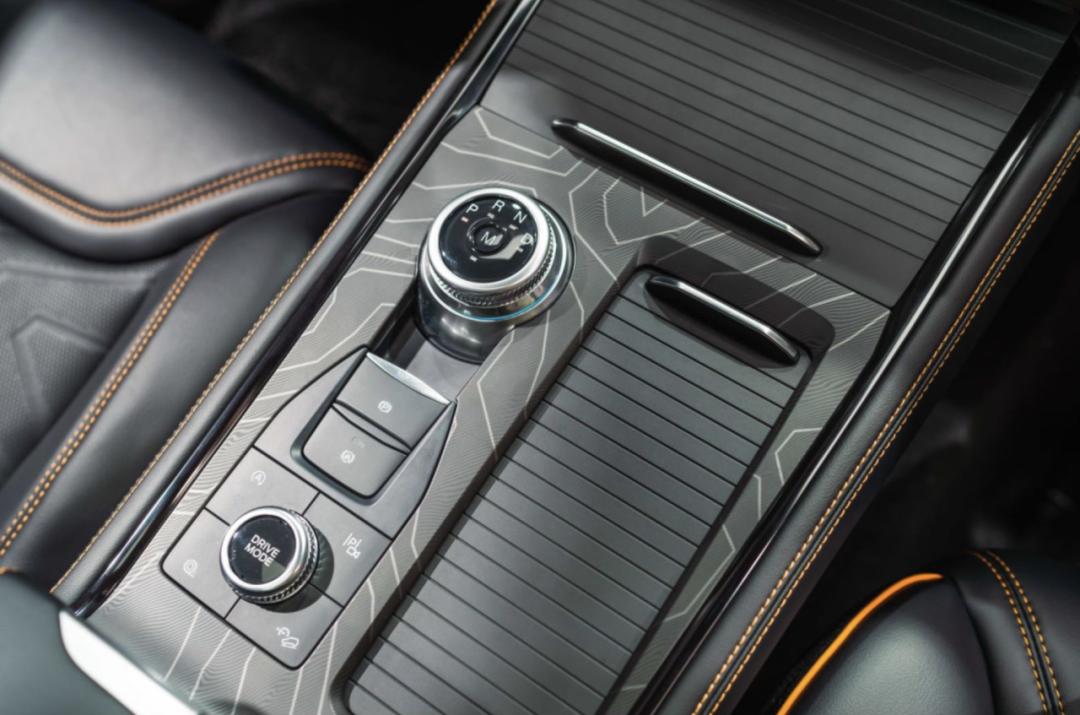 可上昆仑啥意思,福特探险者昆仑巅峰版值得入手吗