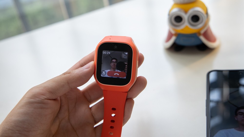 支持微信qq的儿童电话手表,米兔6c儿童电话手表有游戏吗