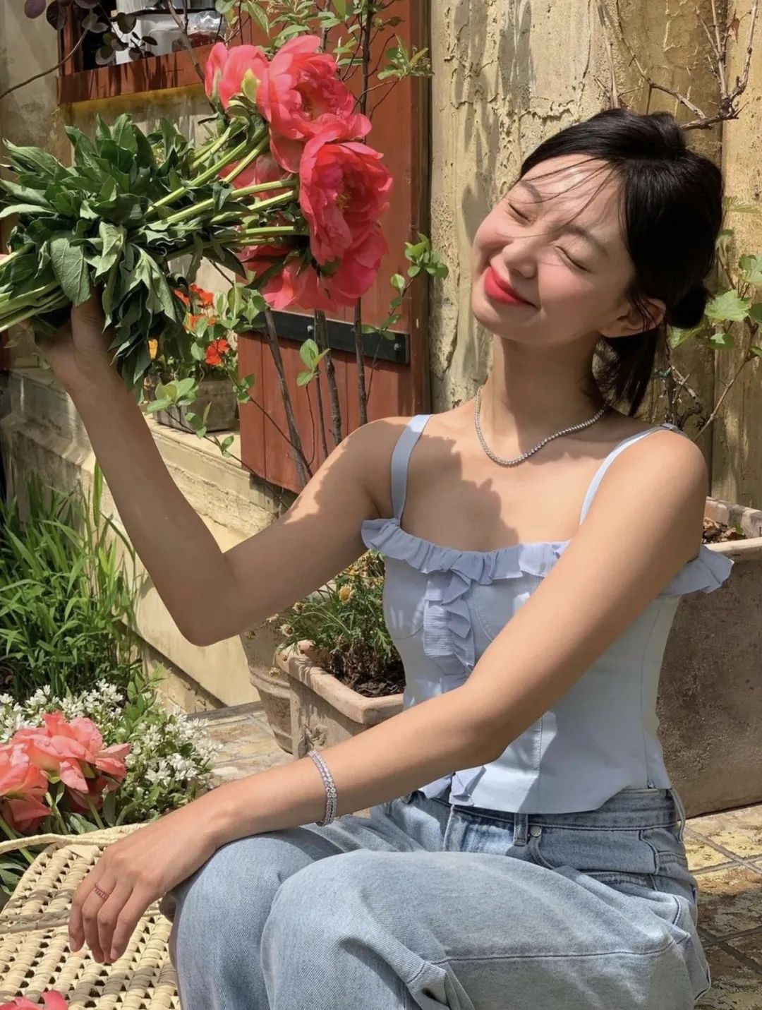 夏季小众吸睛穿搭韩系冰淇淋色,炎热的夏天穿什么颜色显得好看