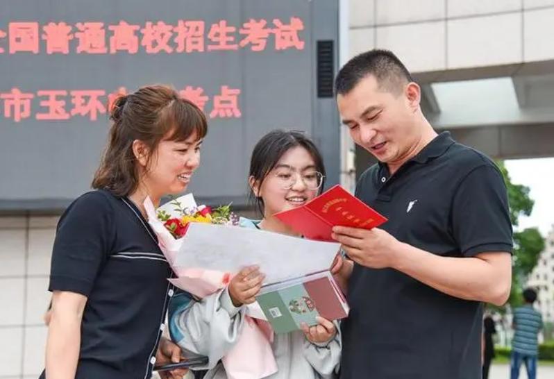 湖南四所大学臭名昭著,湖南5所国家不承认学历的学校