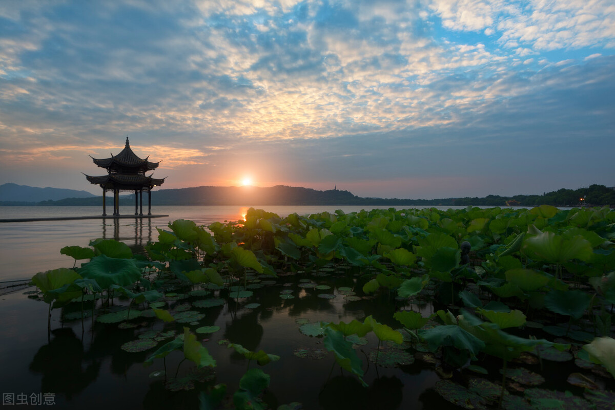 西湖断桥风景美图,西湖三月天美图