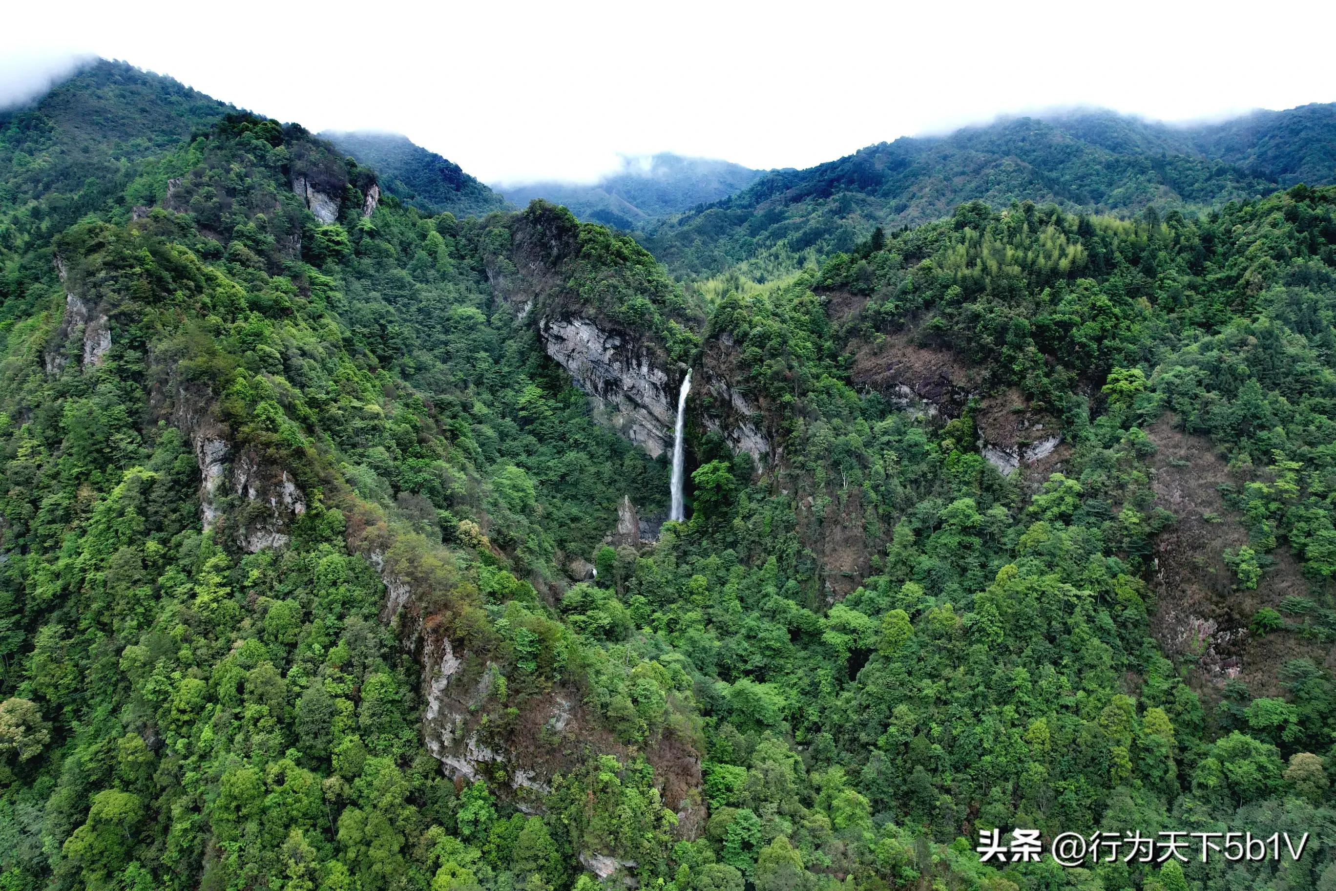 【探秘宛田红滩瀑布溯溪梦江吉翁瀑布】穿越花坪神秘风景线