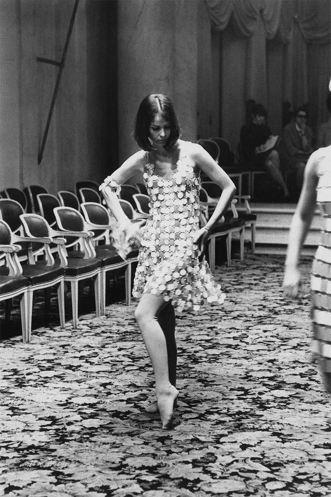 缅怀PacoRabanne，一位真正的未来主义“时尚炼金术师”