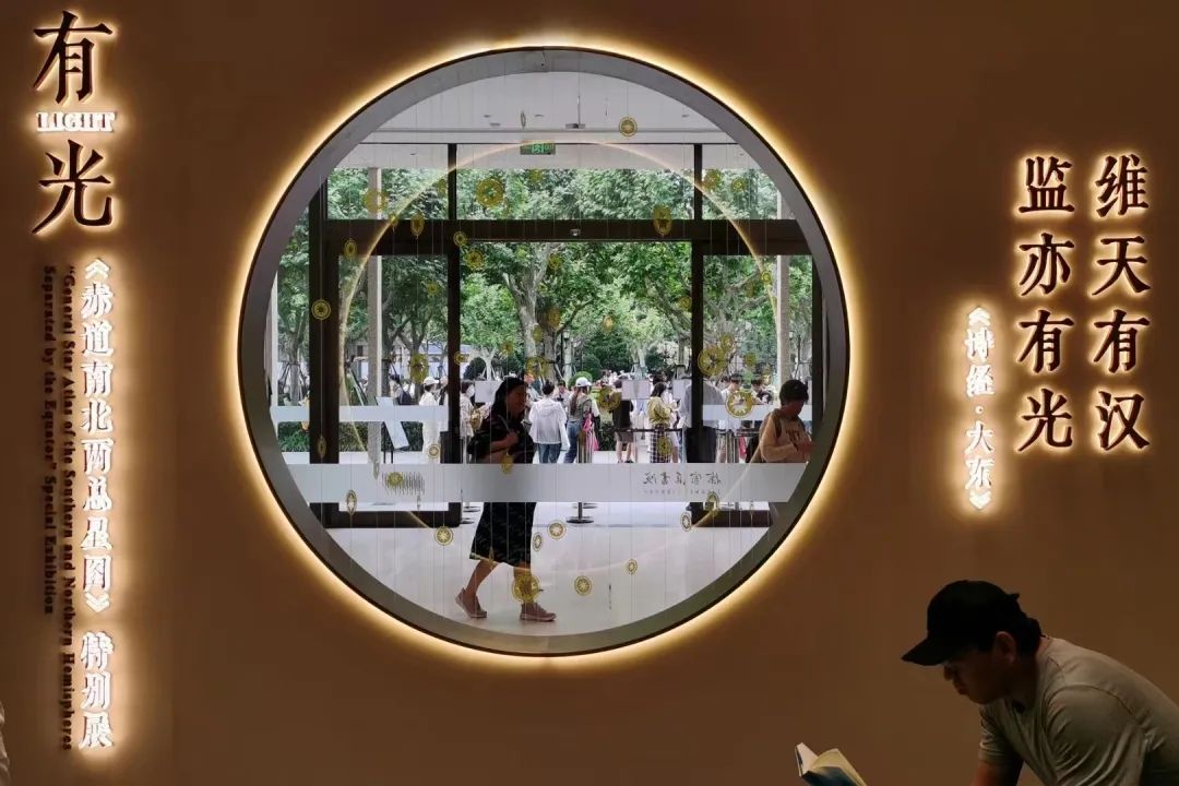 灏忓竷鎽勫奖鍥㈤槦,灏忓竷鎽勫奖