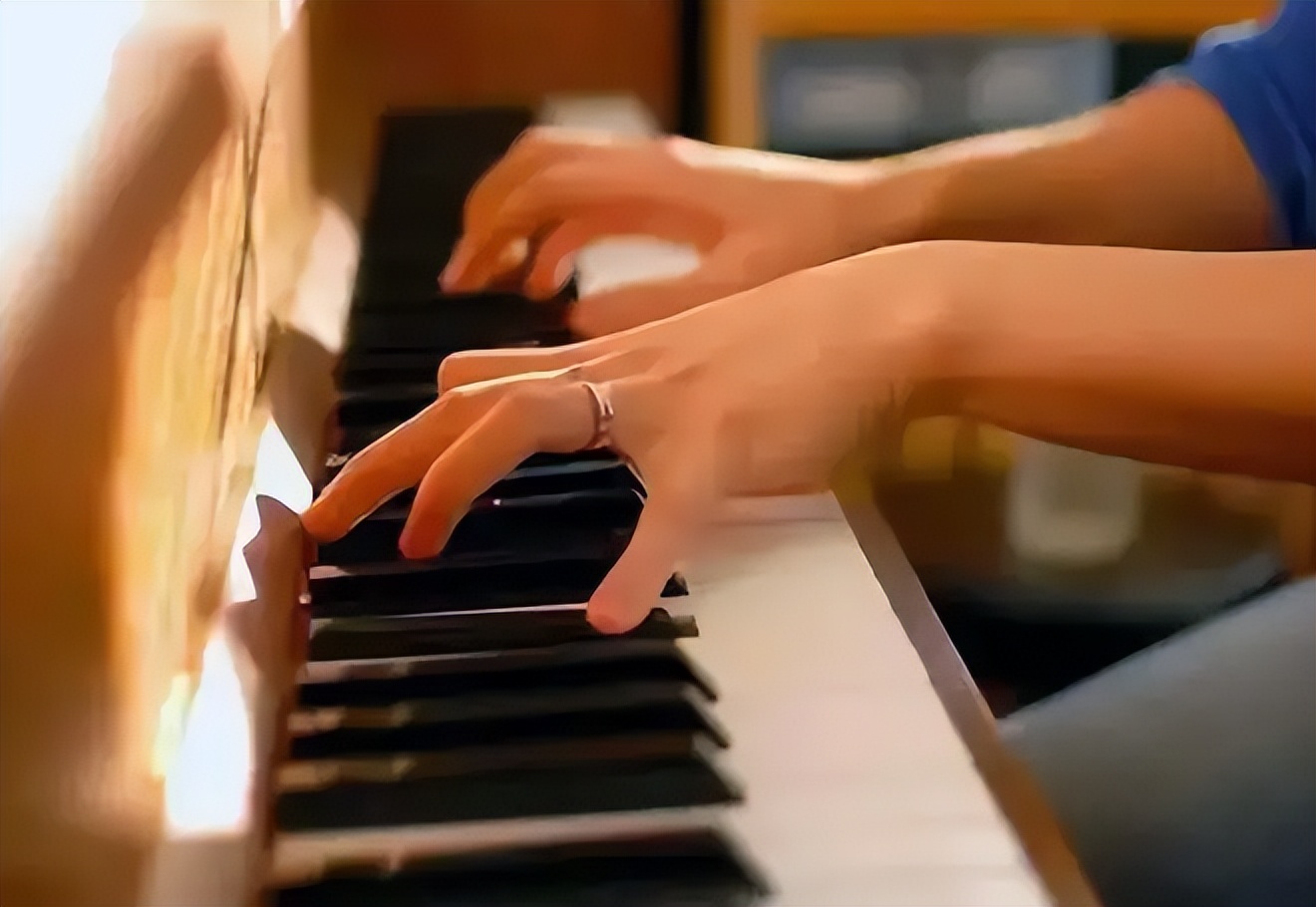 钢琴年前买还是年后买划算,外行怎样买钢琴