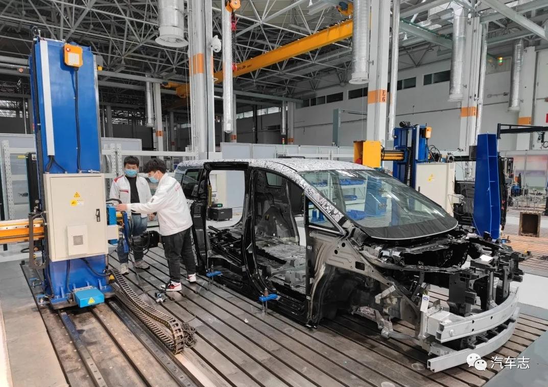 红旗商务mpvhm9低配,红旗全新mpv或将名为q9定位高端