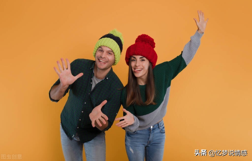 男生怎么哄生气的女朋友,当女朋友生气了男朋友该怎么做