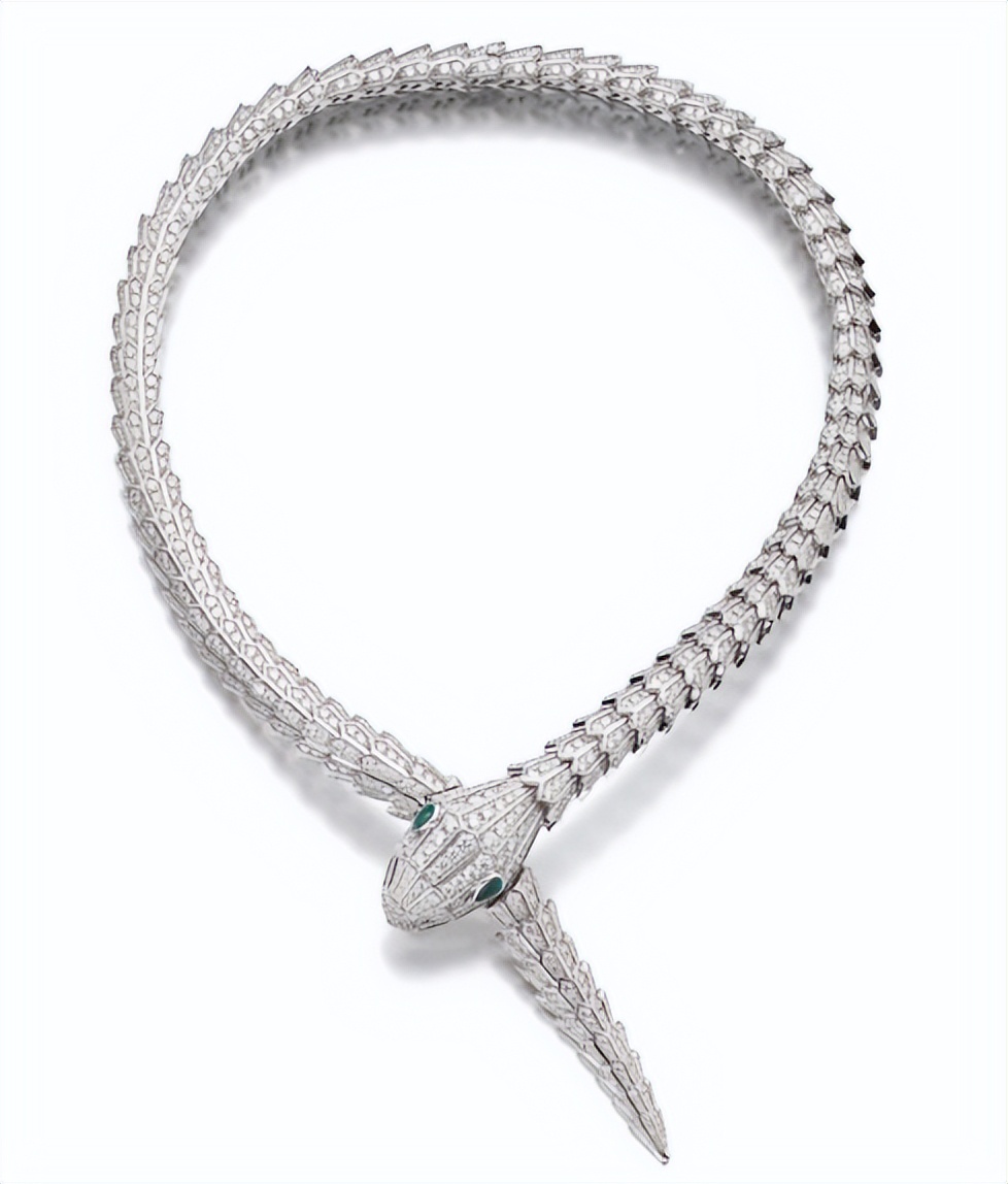 这才是大女主该有的气场,韩剧珠宝搭配