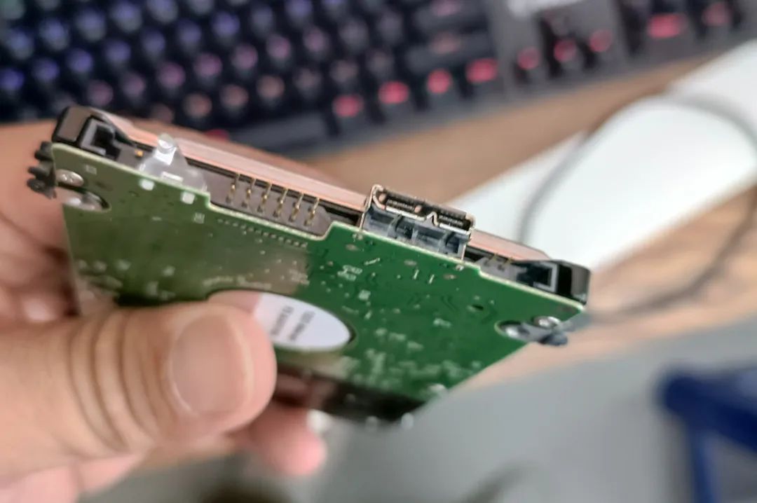 64GB的手机存储不够用怎么办？试试这四个办法吧