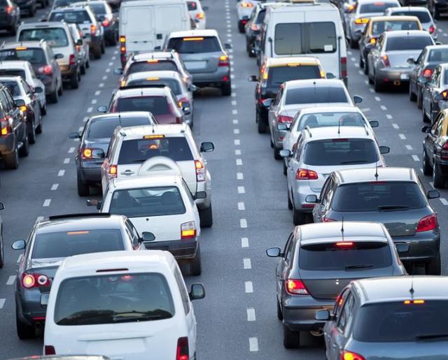 国内道路堵车原因,国内最严重堵车