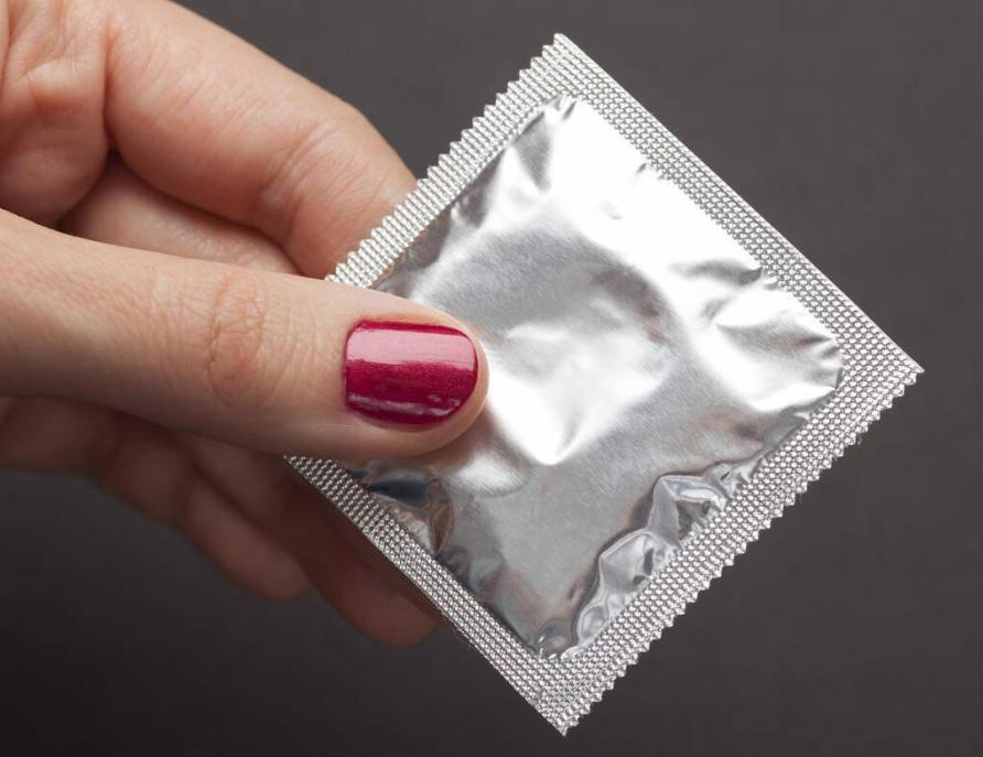 来姨妈前几天还是后几天是安全期,月经前后多少天是安全期啊