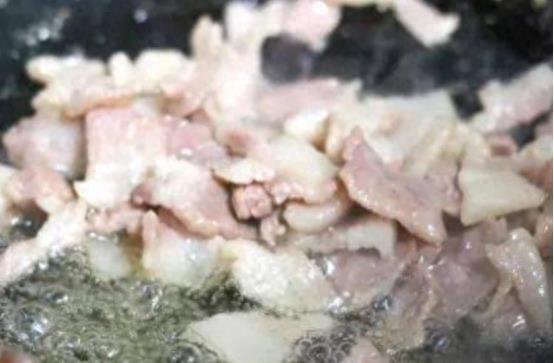 炒肉粘锅的原因,炒猪肉粘锅怎么处理