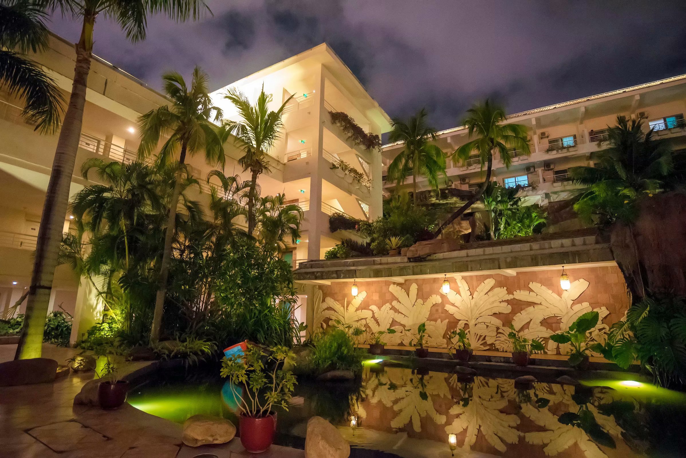 泰国三亚旅游对比,三亚和泰国旅游选择哪里