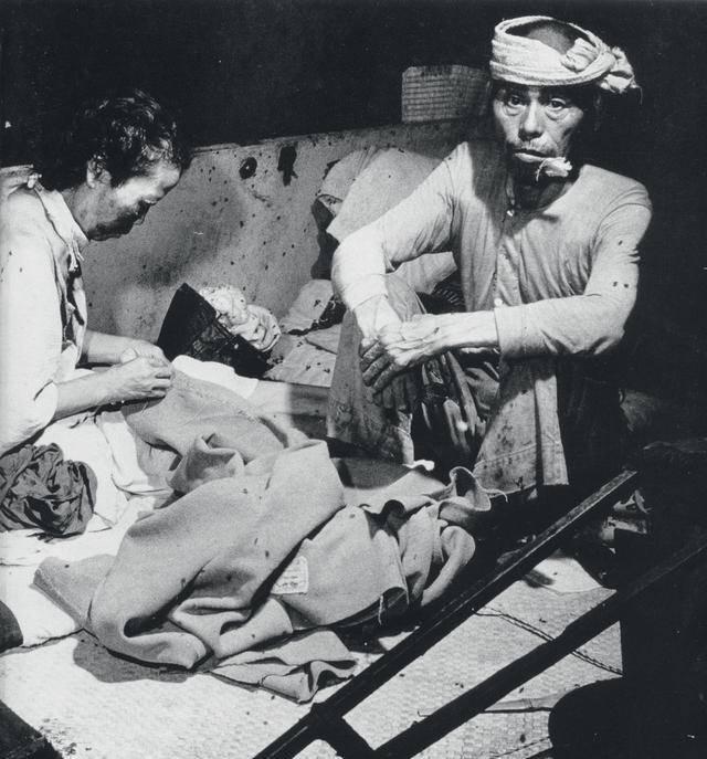 日军日记：*安妇慰**不服从管教，我很愤怒，用*刀刺**插入她的*体下**