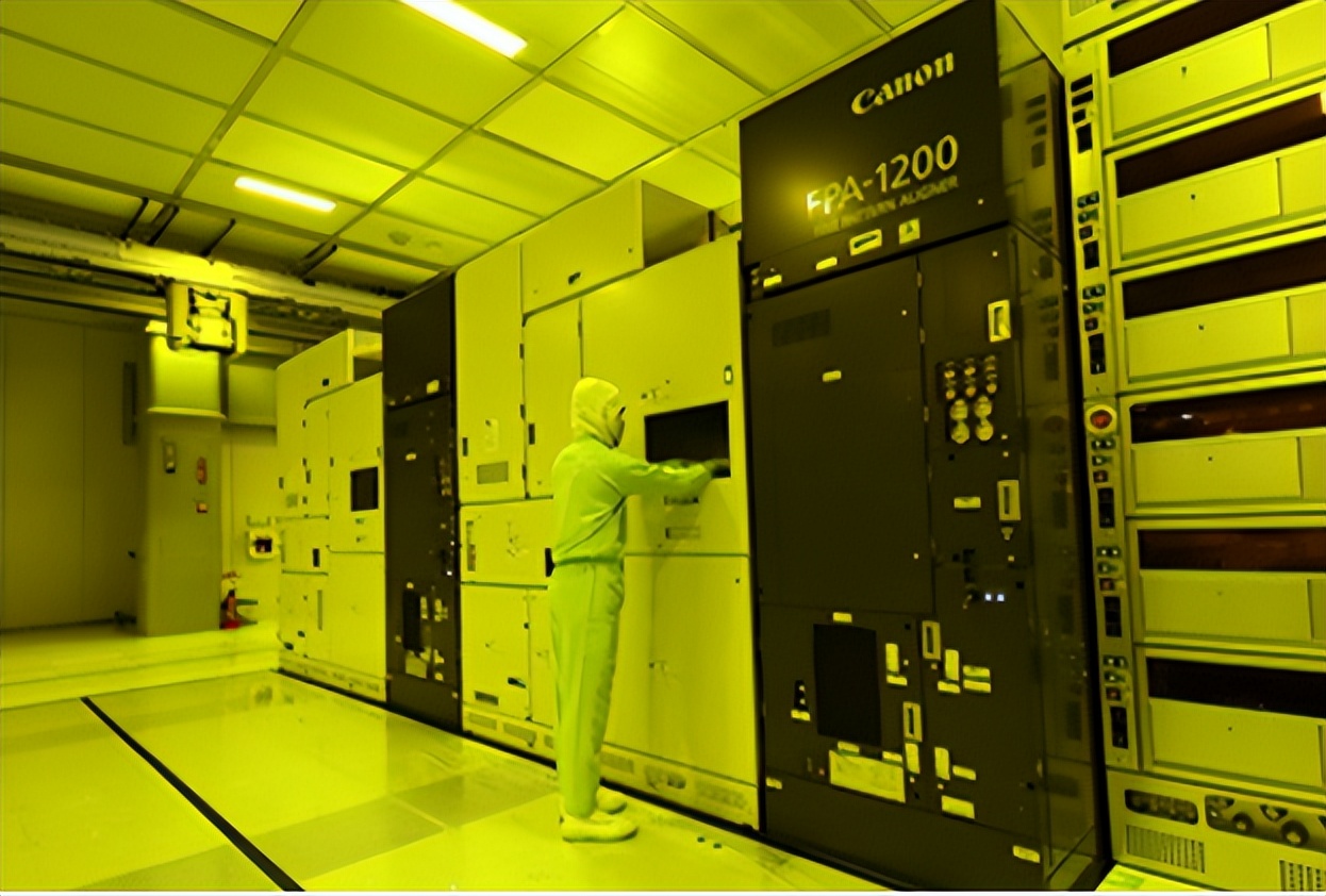 日本向中国出售哪几款光刻机,日本光刻机真实情况