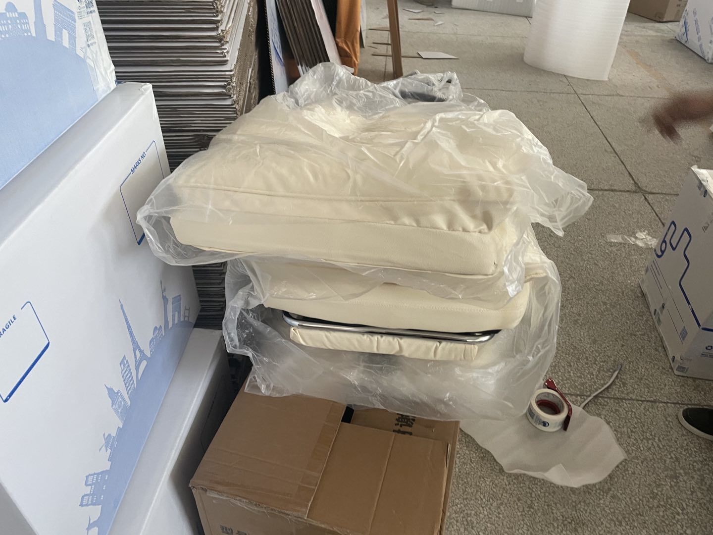 鍑哄浗娴疯繍鎼,鍑哄浗鎼