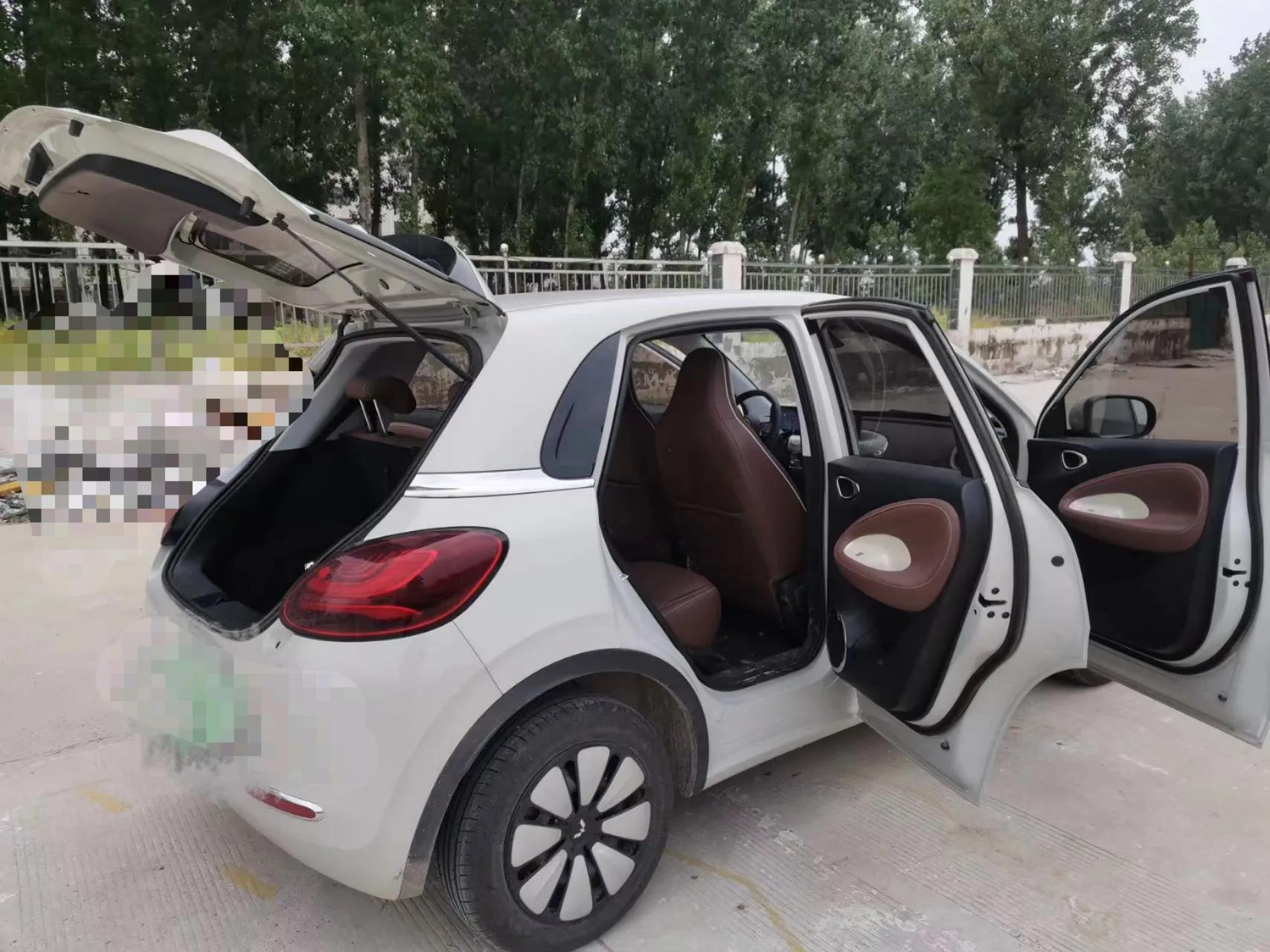 别问什么价,就是喜欢她