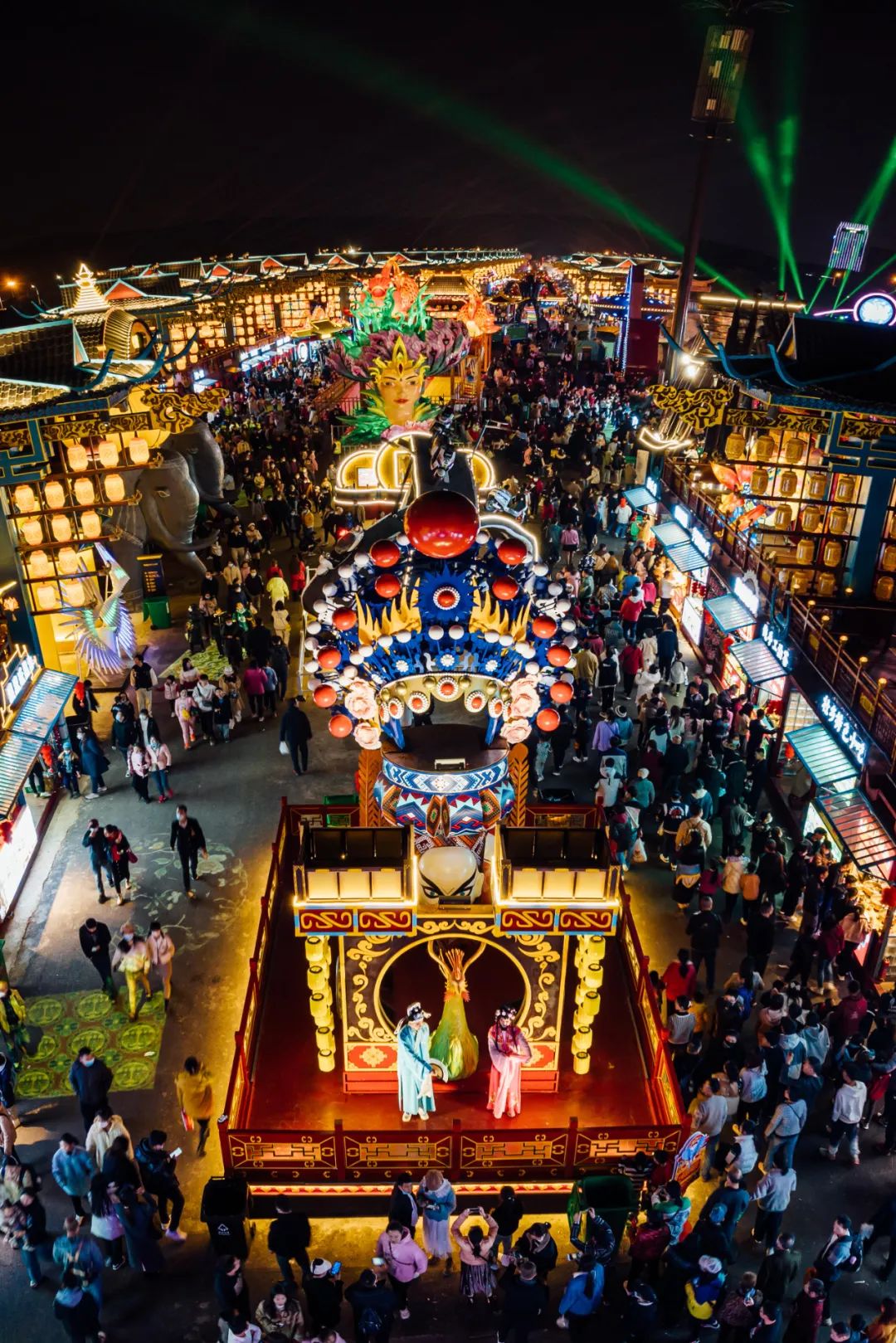 榴莲爱好者去果园,榴莲爱好者来打卡